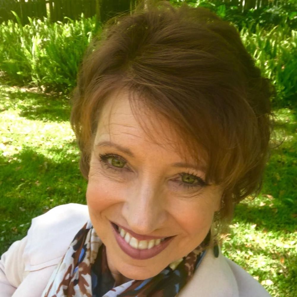 Meet your Posher, Debra